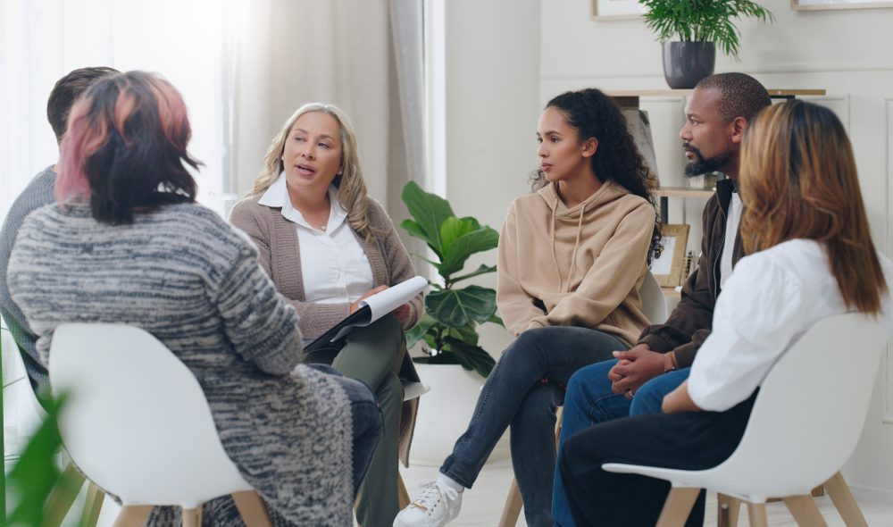 Individual vs. Group Counseling: Which is Right for You? 